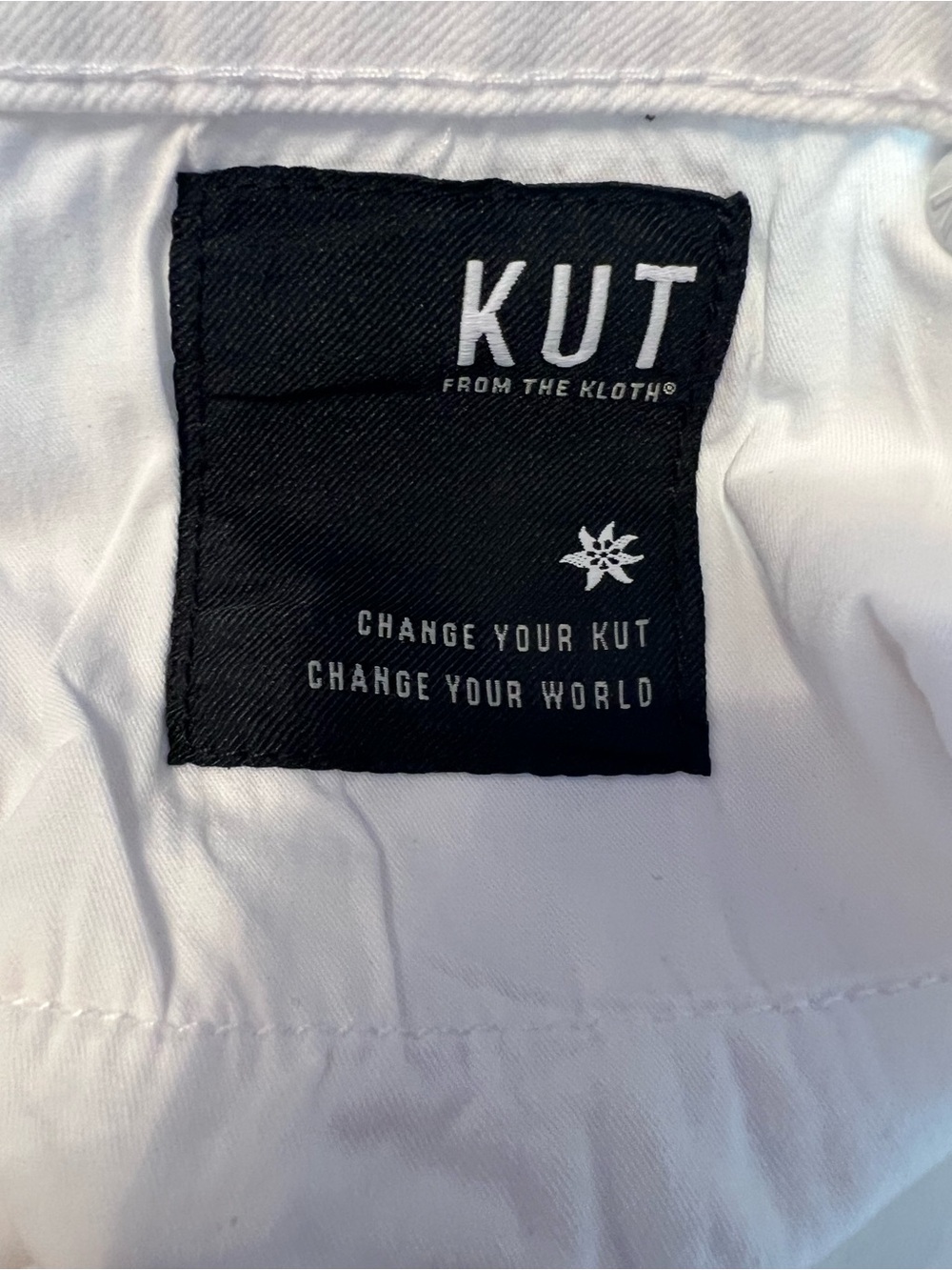 KUT from the Kloth Catherine Boyfriend Jeans Size 12 NWT - Picture 13 of 14